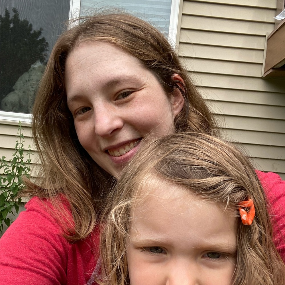 Meet your Posher, Alexandra